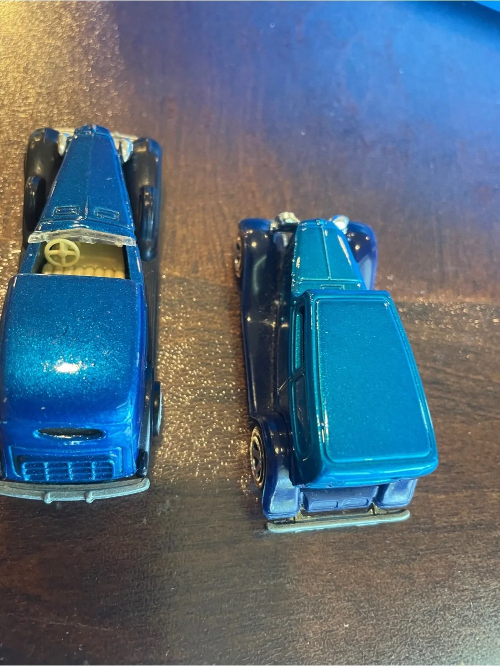 2 vintage antique style, hot wheels
